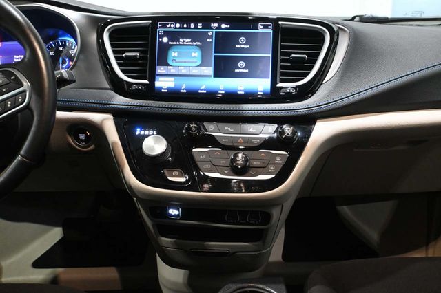 2021 Chrysler Pacifica Touring FWD - 23031685 - 20