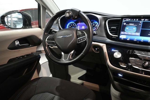 2021 Chrysler Pacifica Touring FWD - 23031685 - 21