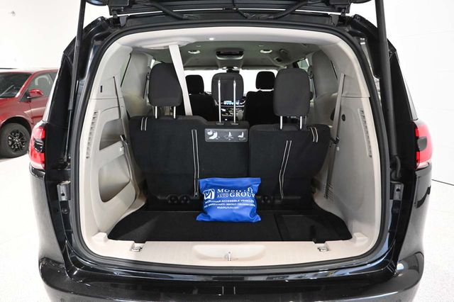 2021 Chrysler Pacifica Touring FWD - 23031685 - 23