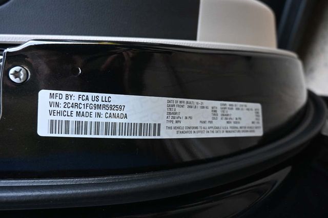 2021 Chrysler Pacifica Touring FWD - 23031685 - 33
