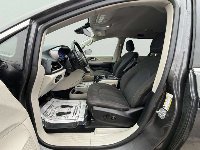 2021 Chrysler Pacifica Touring FWD - 22995697 - 14