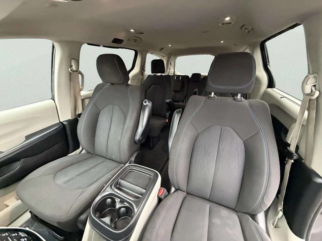 2021 Chrysler Pacifica Touring FWD - 22995697 - 15