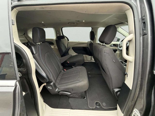 2021 Chrysler Pacifica Touring FWD - 22995697 - 22