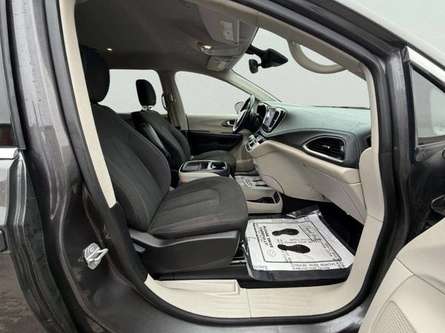 2021 Chrysler Pacifica Touring FWD - 22995697 - 27