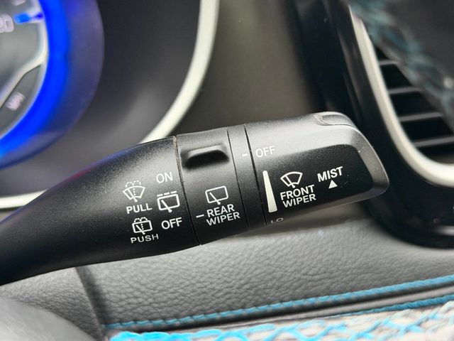 2021 Chrysler Pacifica Touring FWD - 22995697 - 36