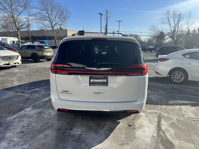 2021 Chrysler Pacifica Touring L - 22276281 - 3