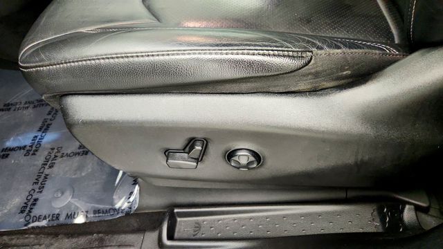 2021 Chrysler Pacifica Touring L AWD w/ Premium & Safety Sphere Group - 23067077 - 10