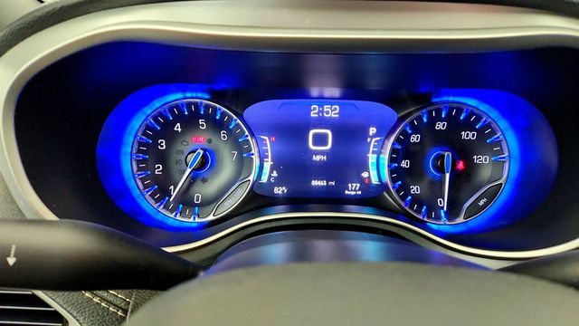 2021 Chrysler Pacifica Touring L AWD w/ Premium & Safety Sphere Group - 23067077 - 13