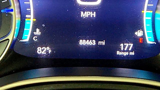 2021 Chrysler Pacifica Touring L AWD w/ Premium & Safety Sphere Group - 23067077 - 14