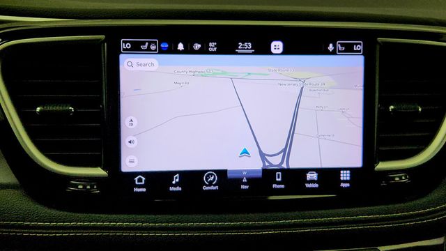 2021 Chrysler Pacifica Touring L AWD w/ Premium & Safety Sphere Group - 23067077 - 18
