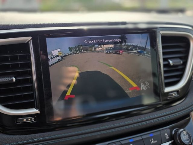 2021 Chrysler Pacifica Touring L FWD - 22983623 - 9