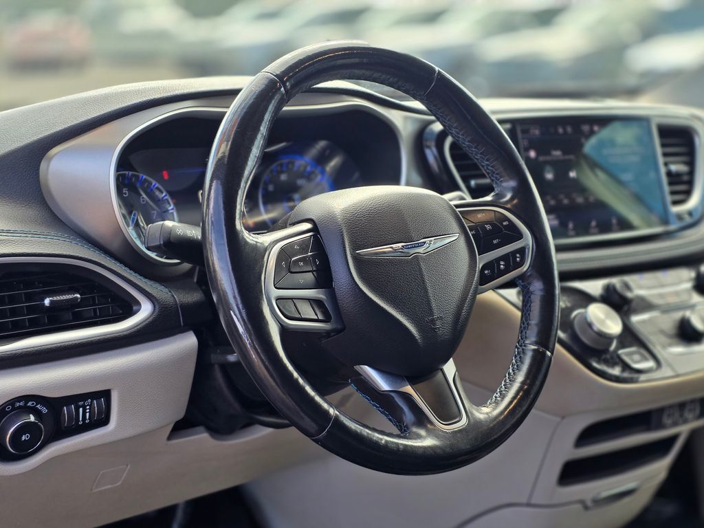 2021 Chrysler Pacifica Touring L FWD - 22983623 - 14