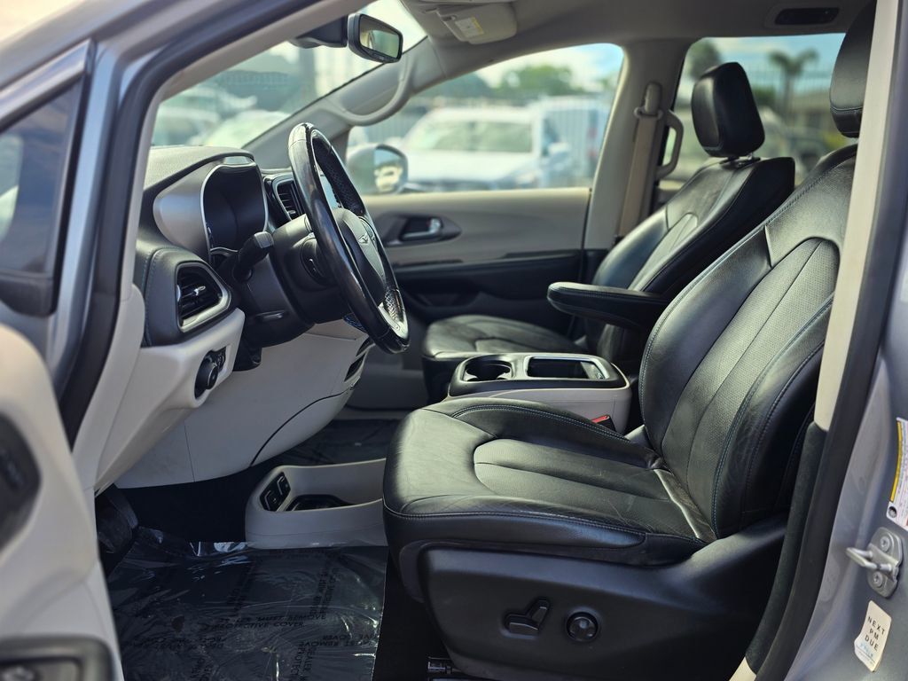 2021 Chrysler Pacifica Touring L FWD - 22983623 - 15