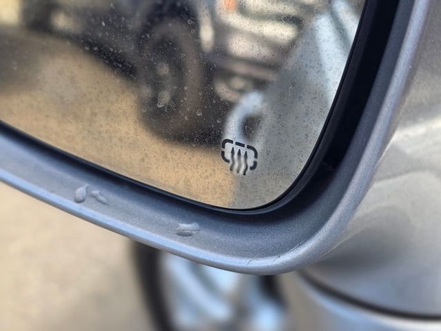 2021 Chrysler Pacifica Touring L FWD - 22983623 - 27