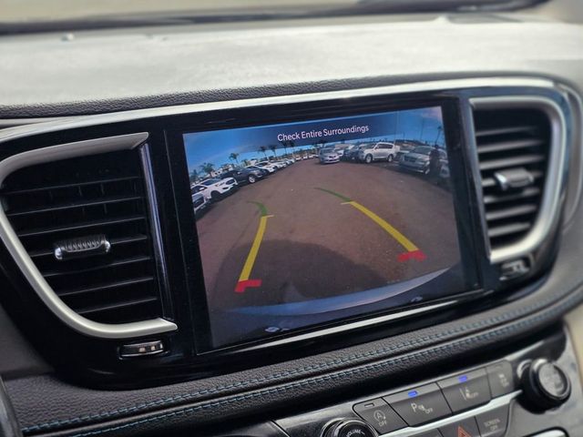 2021 Chrysler Pacifica Touring L FWD - 22983623 - 33