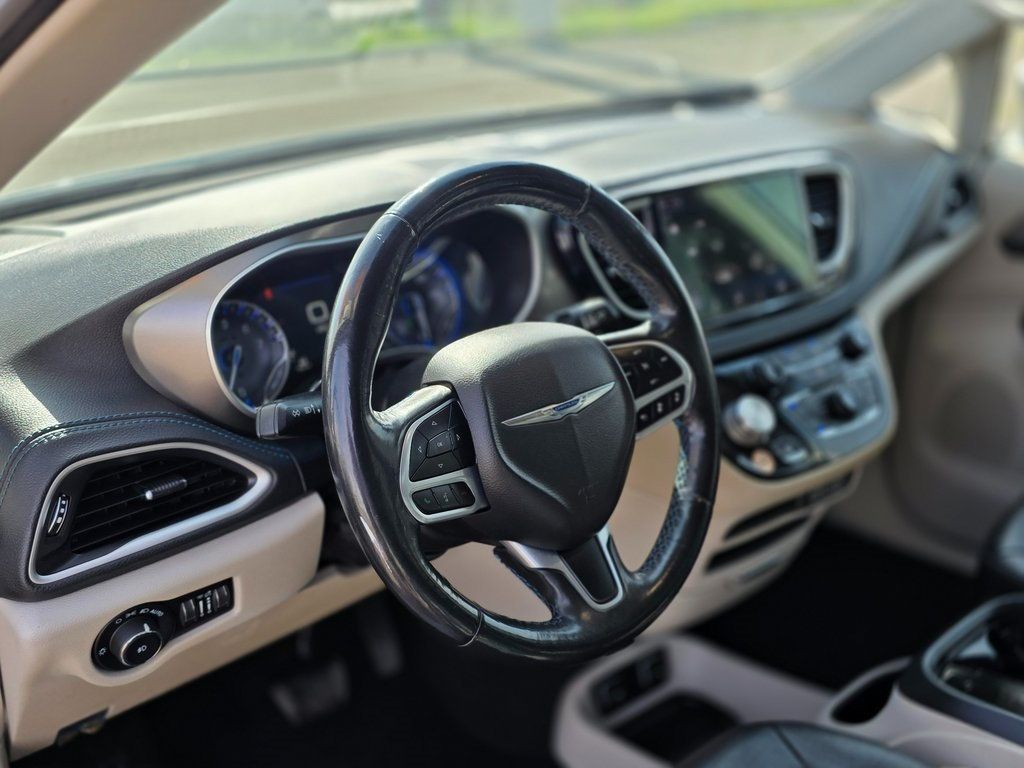 2021 Chrysler Pacifica Touring L FWD - 22983623 - 8