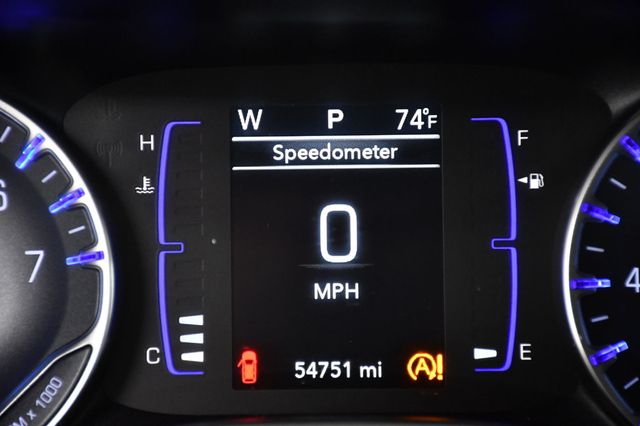 2021 Chrysler Voyager L FWD - 22955621 - 21