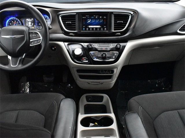 2021 Chrysler Voyager L FWD - 22902006 - 10