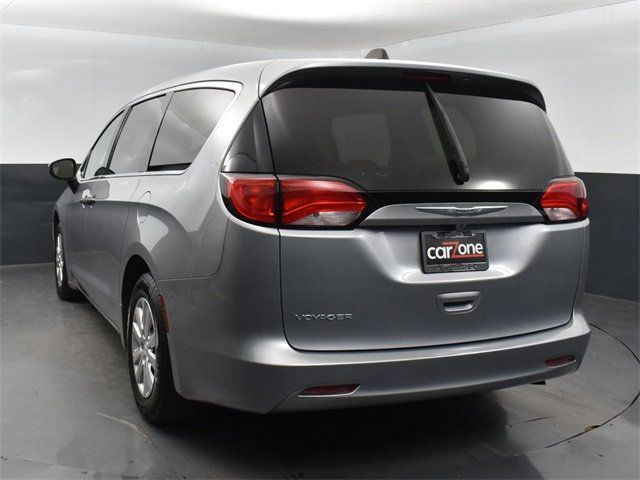 2021 Chrysler Voyager L FWD - 22953719 - 14