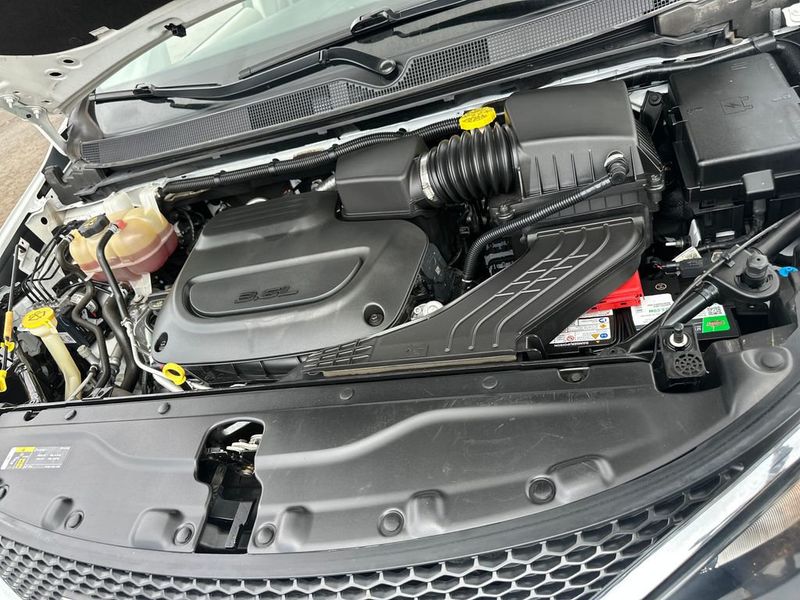 2021 Chrysler Voyager LXI - 22980612 - 20