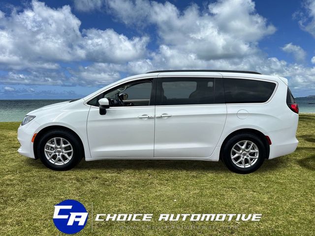 2021 Chrysler Voyager LXI - 22980612 - 2
