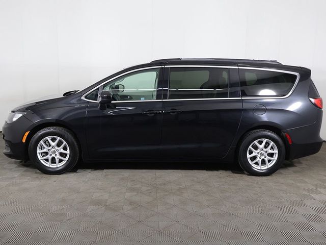 2021 Chrysler Voyager LXI - 23058500 - 13