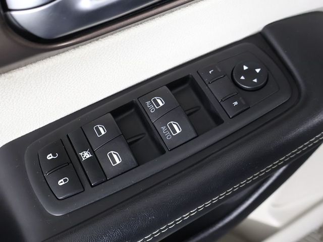 2021 Chrysler Voyager LXI - 23058500 - 31