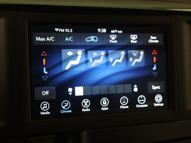 2021 Chrysler Voyager LXI - 23058500 - 39