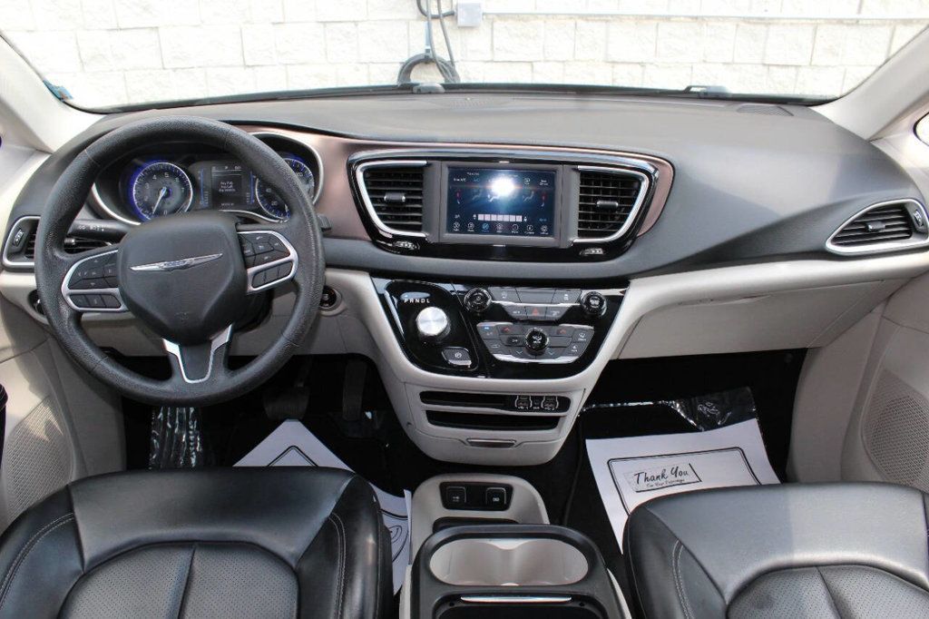 2021 Chrysler Voyager LXi 4dr Mini Van - 22881297 - 12