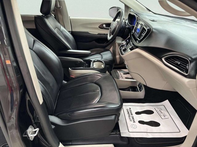 2021 Chrysler Voyager LXi 4dr Mini Van - 23036794 - 19