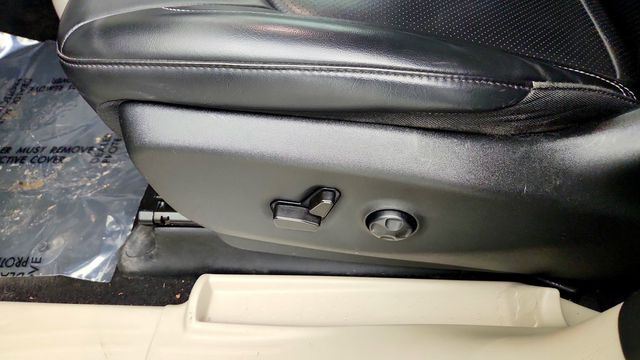 2021 Chrysler Voyager LXI FWD w/ Power Liftgate - 23100386 - 10
