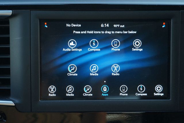 2021 Chrysler Voyager THIRD ROW SEATING, CAPTAINS CHAIRS, LEATHER SEATS, BACKUP CAMERA - 23004980 - 32