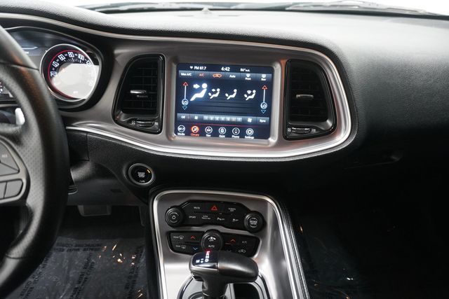 2021 Dodge Challenger GT RWD - 23017366 - 21