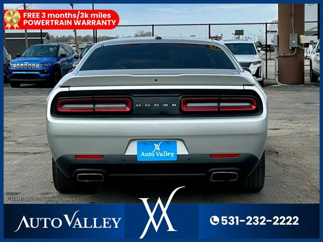 2021 Dodge Challenger R/T Coupe 2D - 23011545 - 4