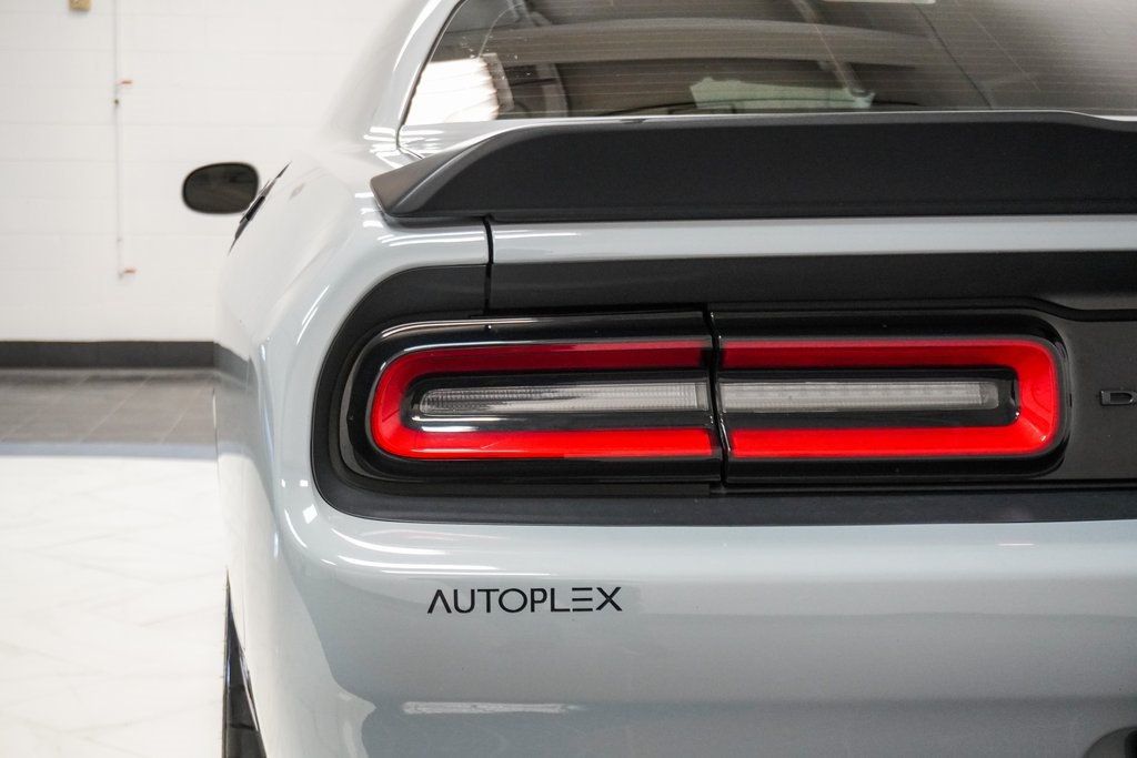 2021 Dodge Challenger R/T photo 13