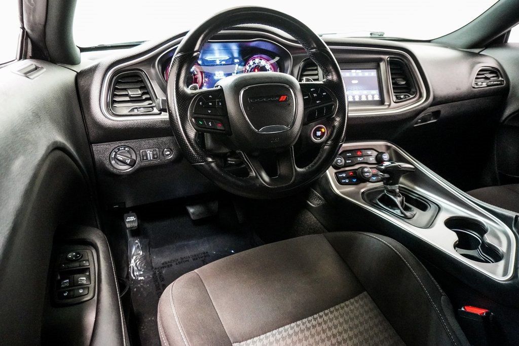 2021 Dodge Challenger R/T photo 20