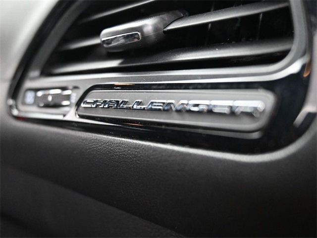2021 Dodge Challenger R/T photo 10
