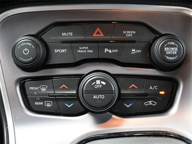 2021 Dodge Challenger R/T photo 12