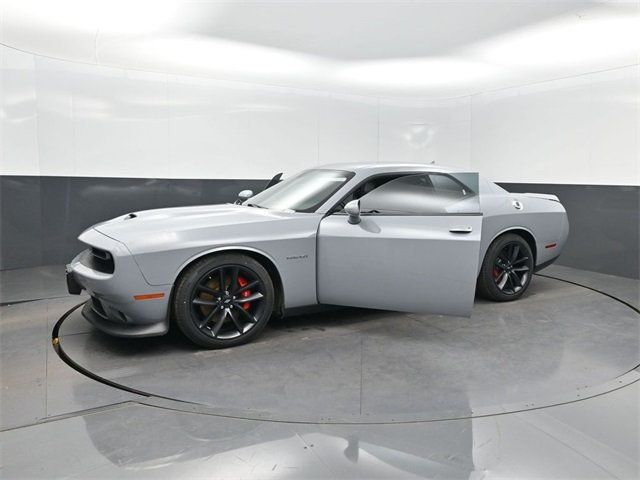 2021 Dodge Challenger R/T photo 24