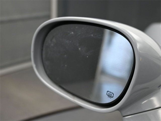 2021 Dodge Challenger R/T photo 3