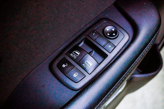 2021 Dodge Challenger R/T RWD - 22972573 - 26