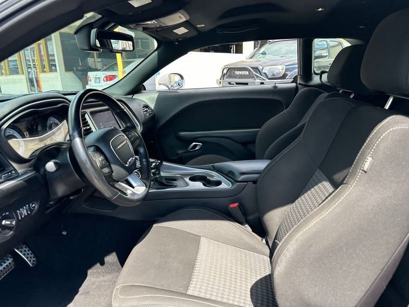 2021 Dodge Challenger R/T Scat Pack photo 9