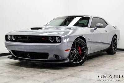 2021 Dodge Challenger - 2C3CDZFJ5MH673930