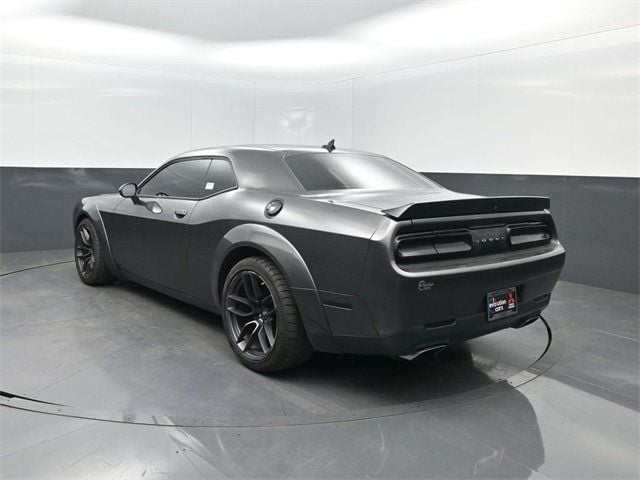 2021 Dodge Challenger R/T Scat Pack Widebody photo 3