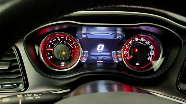 2021 Dodge Challenger R/T Scat Pack with Manual Transmission (485 hp) - 22978519 - 12