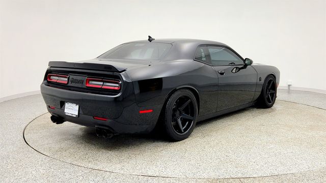 2021 Dodge Challenger R/T Scat Pack with Manual Transmission (485 hp) - 22978519 - 4