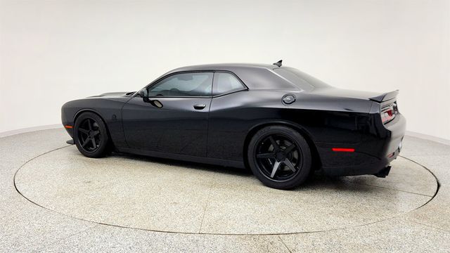 2021 Dodge Challenger R/T Scat Pack with Manual Transmission (485 hp) - 22978519 - 6