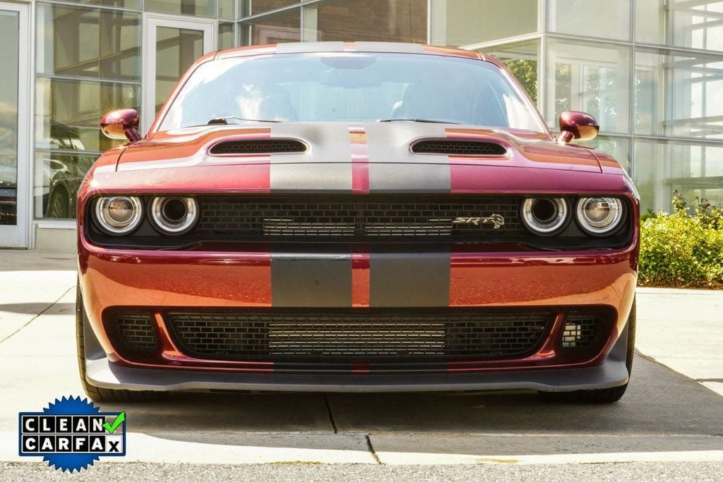 Dodge Challenger photo 7