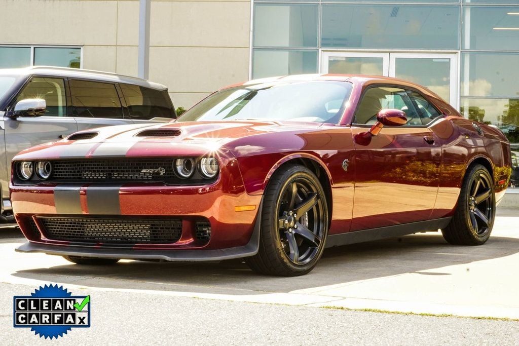 Dodge Challenger photo 8