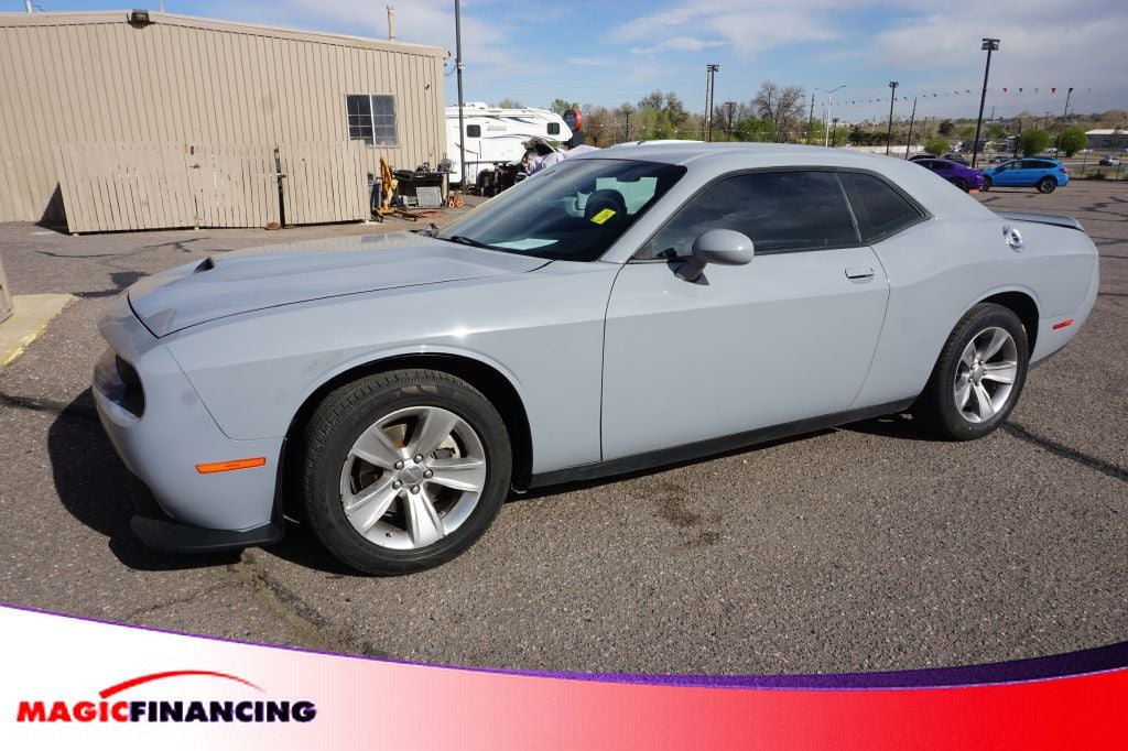 2021 Dodge Challenger SXT RWD - 23008136 - 0